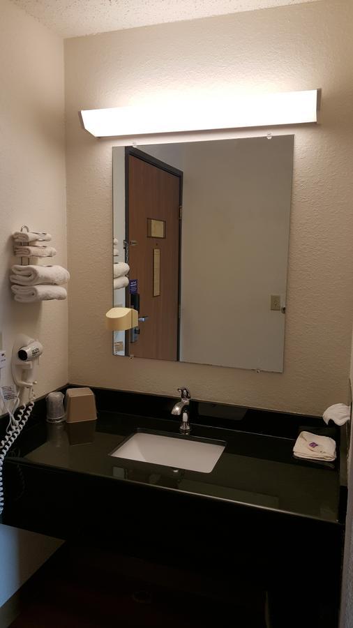 Motel 6-Saukville, WI Eksteriør bilde